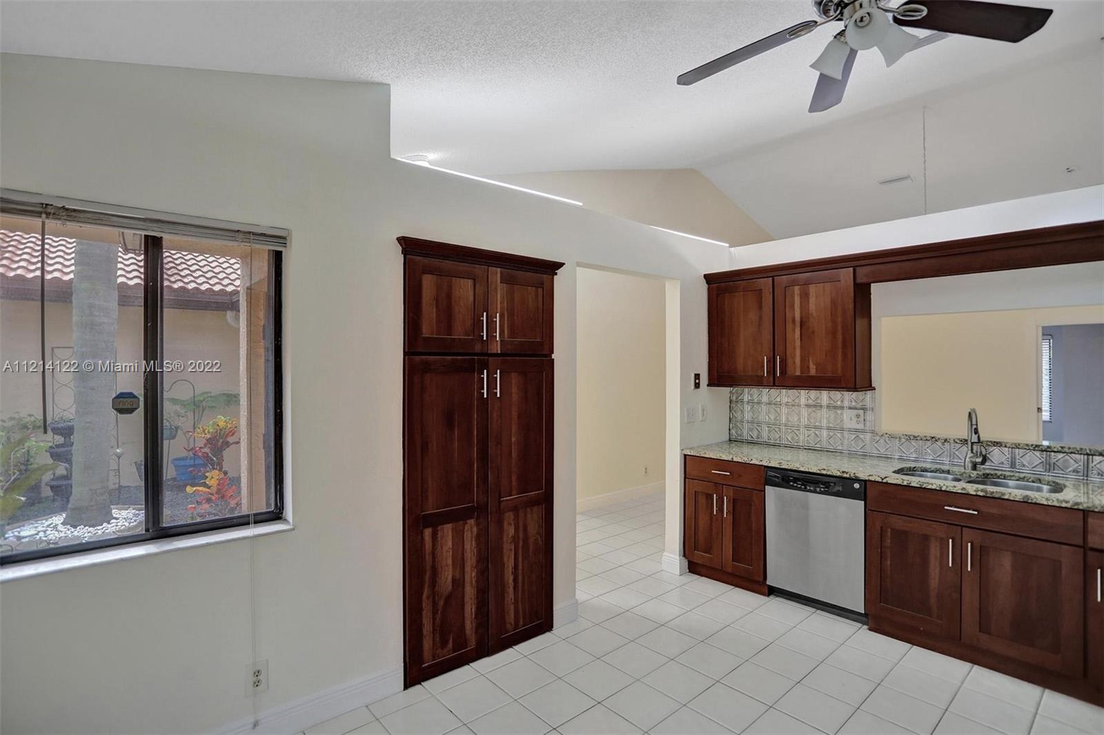 BROOKWOOD GARDENS - Residential