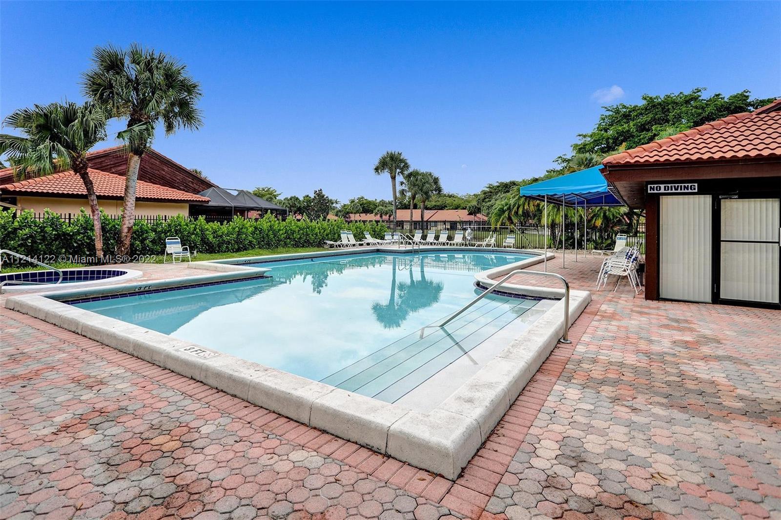 BROOKWOOD GARDENS - Residential