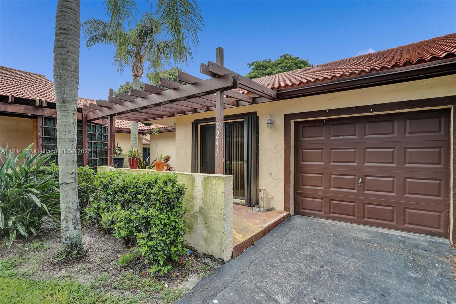 BROOKWOOD GARDENS - Residential