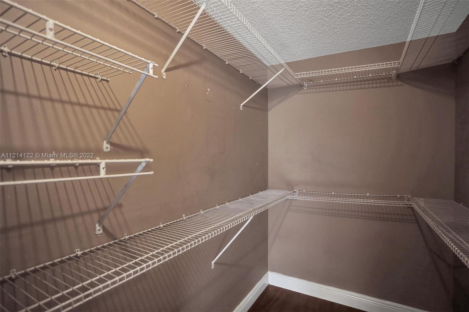 BROOKWOOD GARDENS - Residential