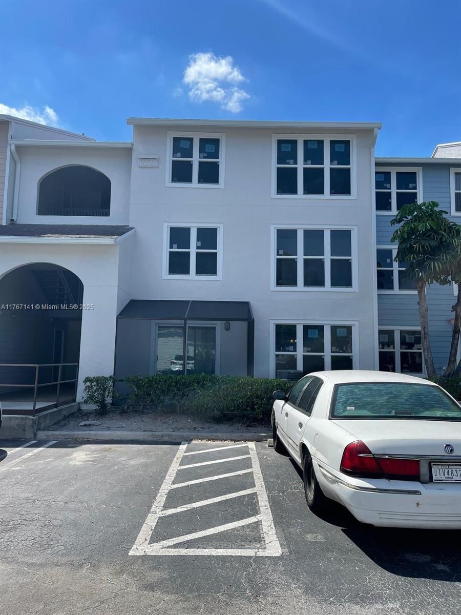 BOYNTON LANDINGS CONDO - Residential Lease