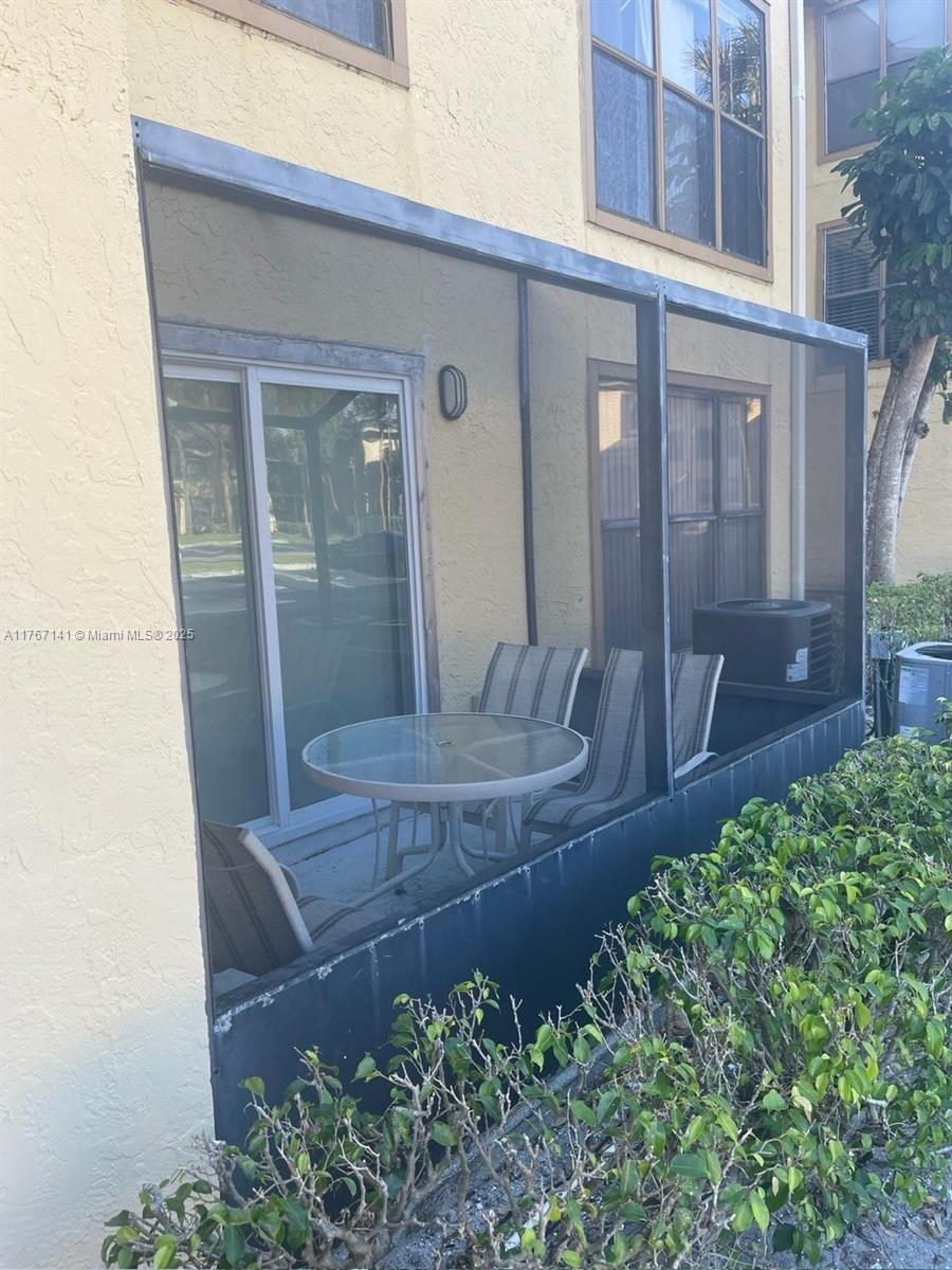 BOYNTON LANDINGS CONDO - Residential Lease