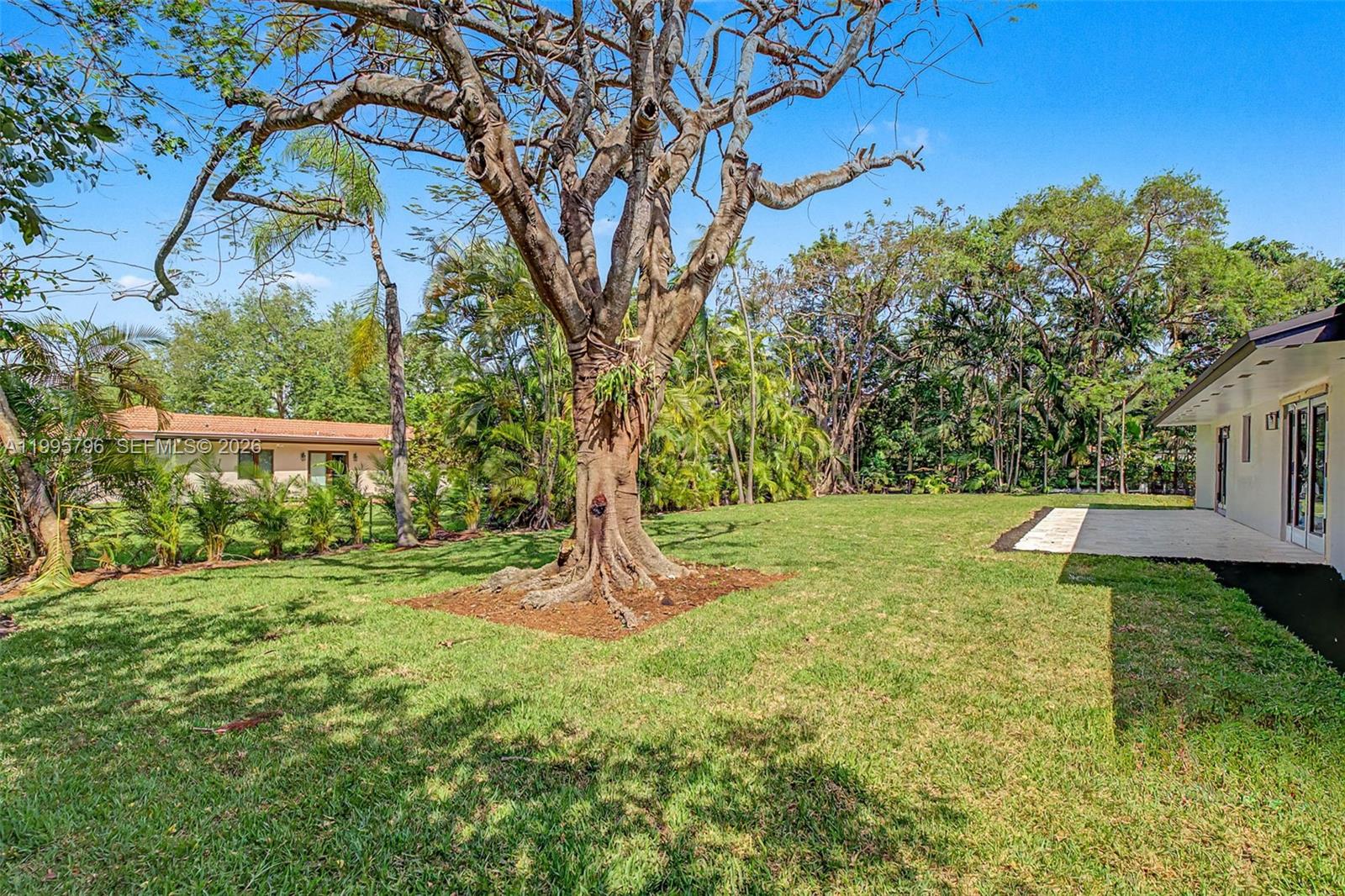 OLD CUTLER WEST SEC 3 - Residential