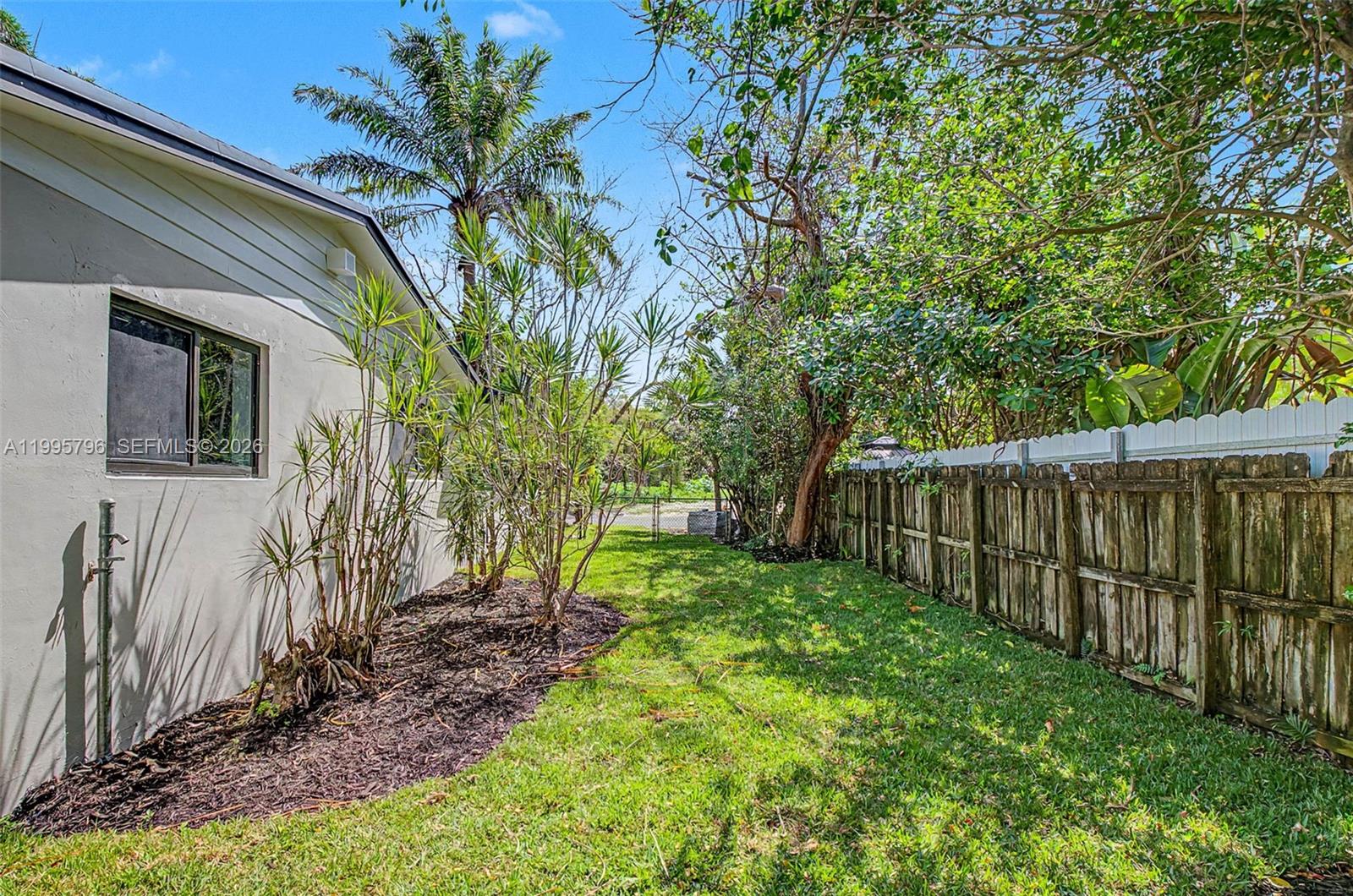 OLD CUTLER WEST SEC 3 - Residential