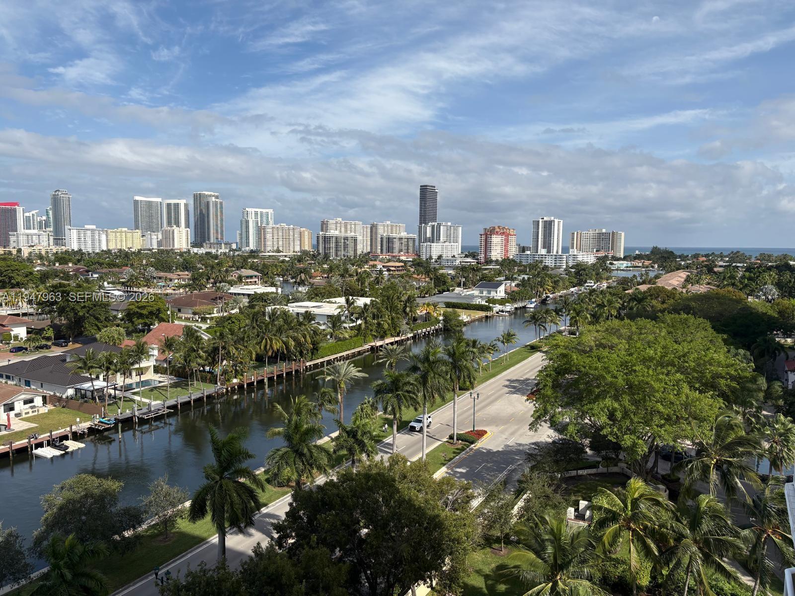 3600 Yacht Club Dr 1001