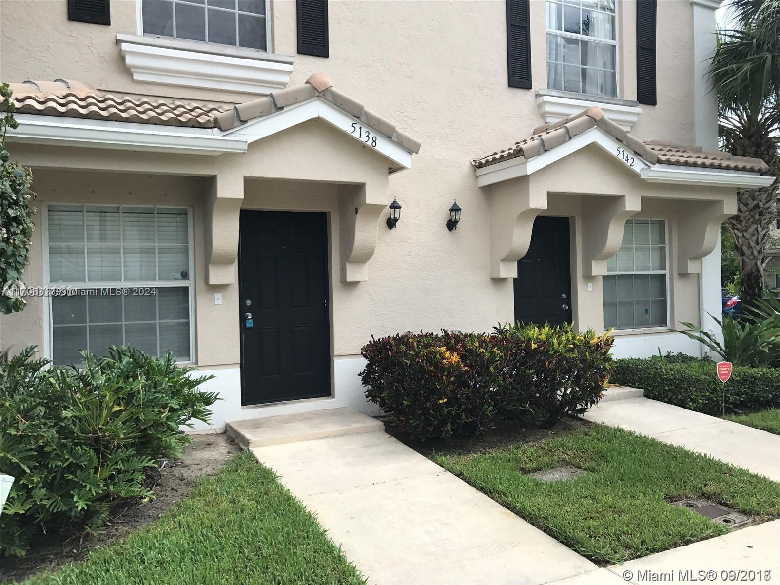 PALMBROOKE TOWNHOMES - Residential