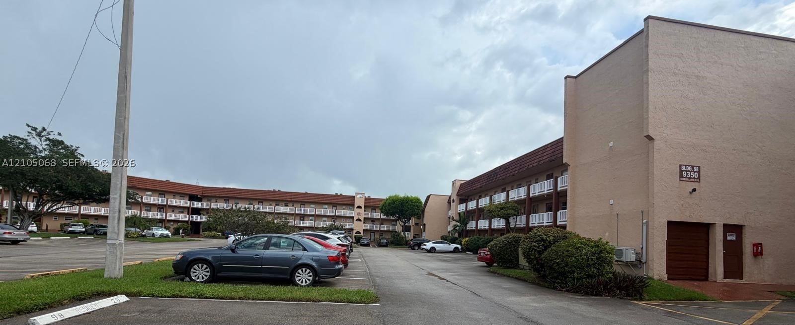 9350 Sunrise Lakes Blvd 201, Sunrise FL 33322