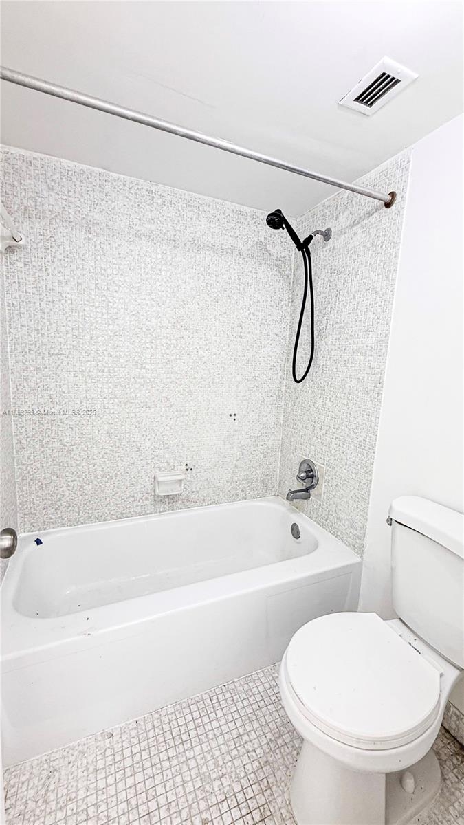 BUCKLEY TOWERS CONDO - EA - Residential