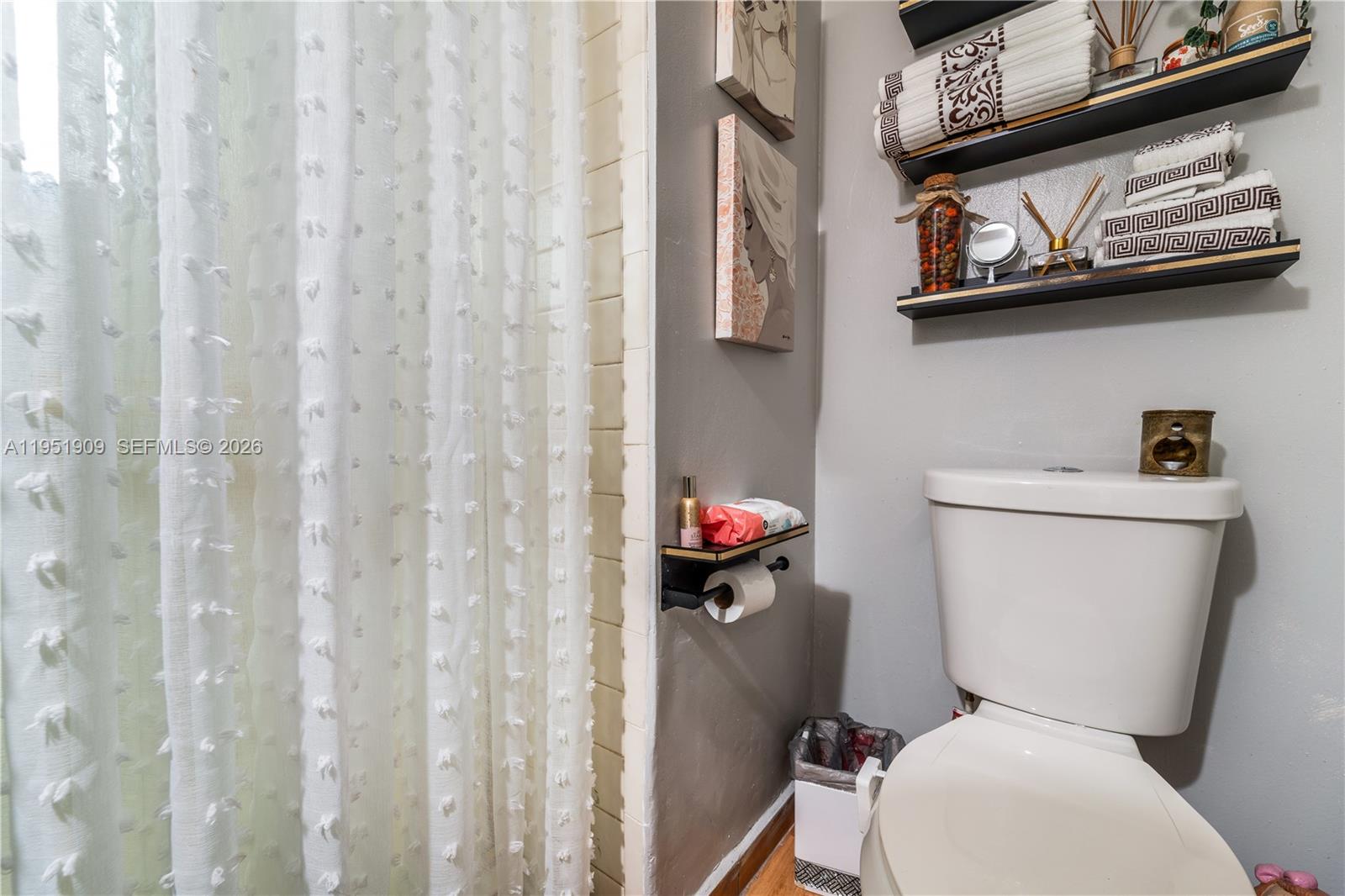 PALM SPRINGS LAKES 2ND AD - Residential