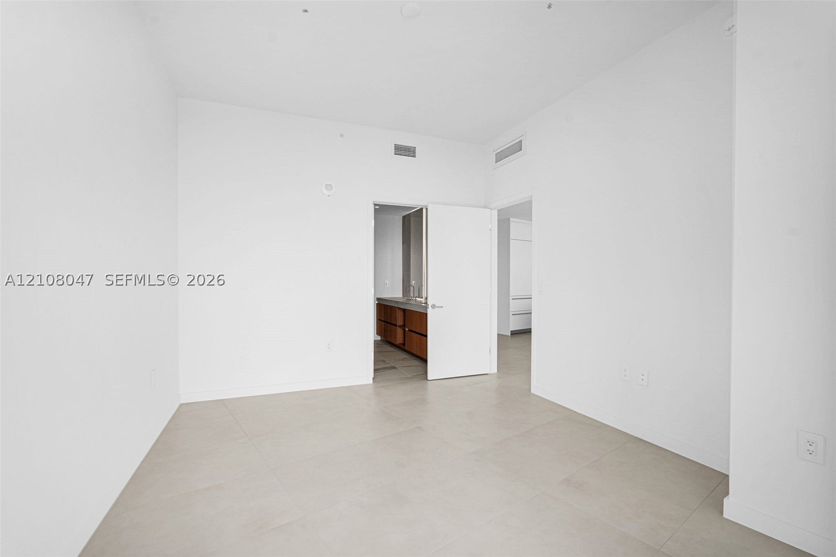 1400 Biscayne Blvd 1606