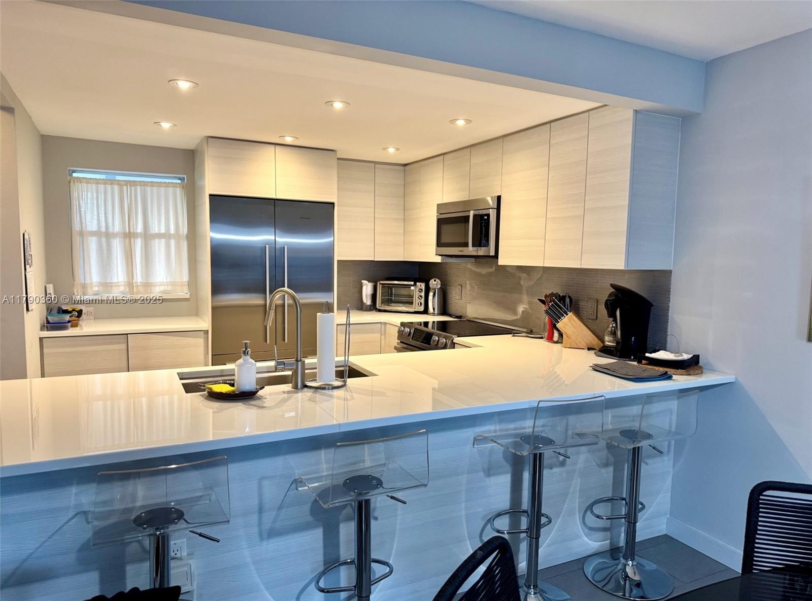 Eden Isles Condominium - Residential