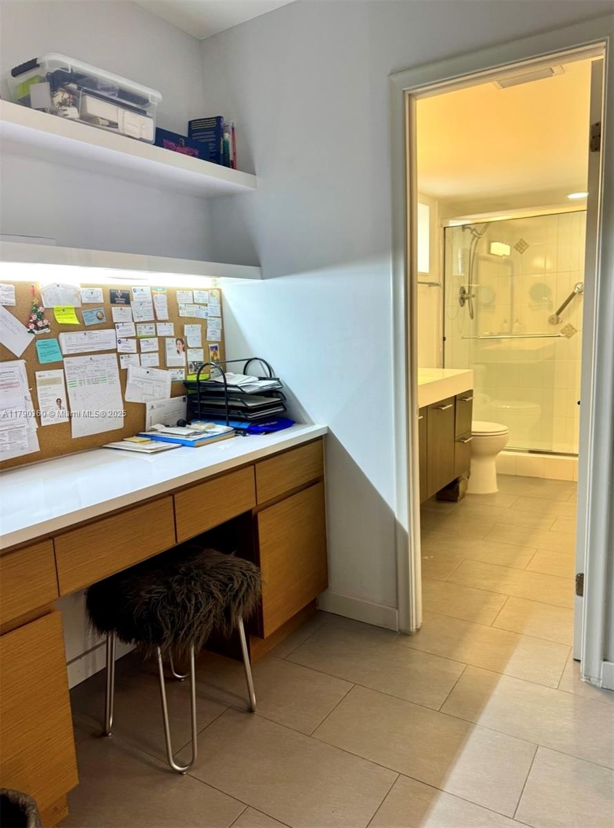 Eden Isles Condominium - Residential