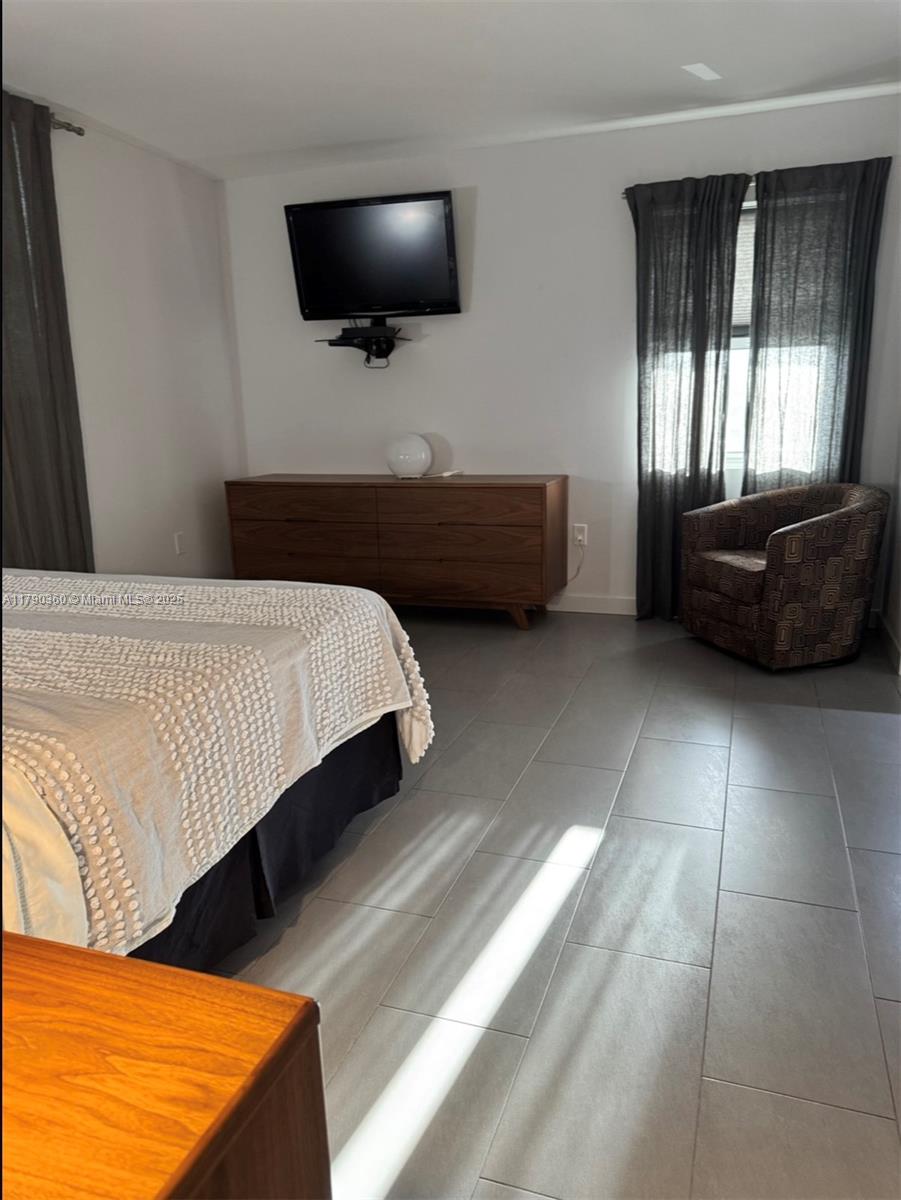 Eden Isles Condominium - Residential