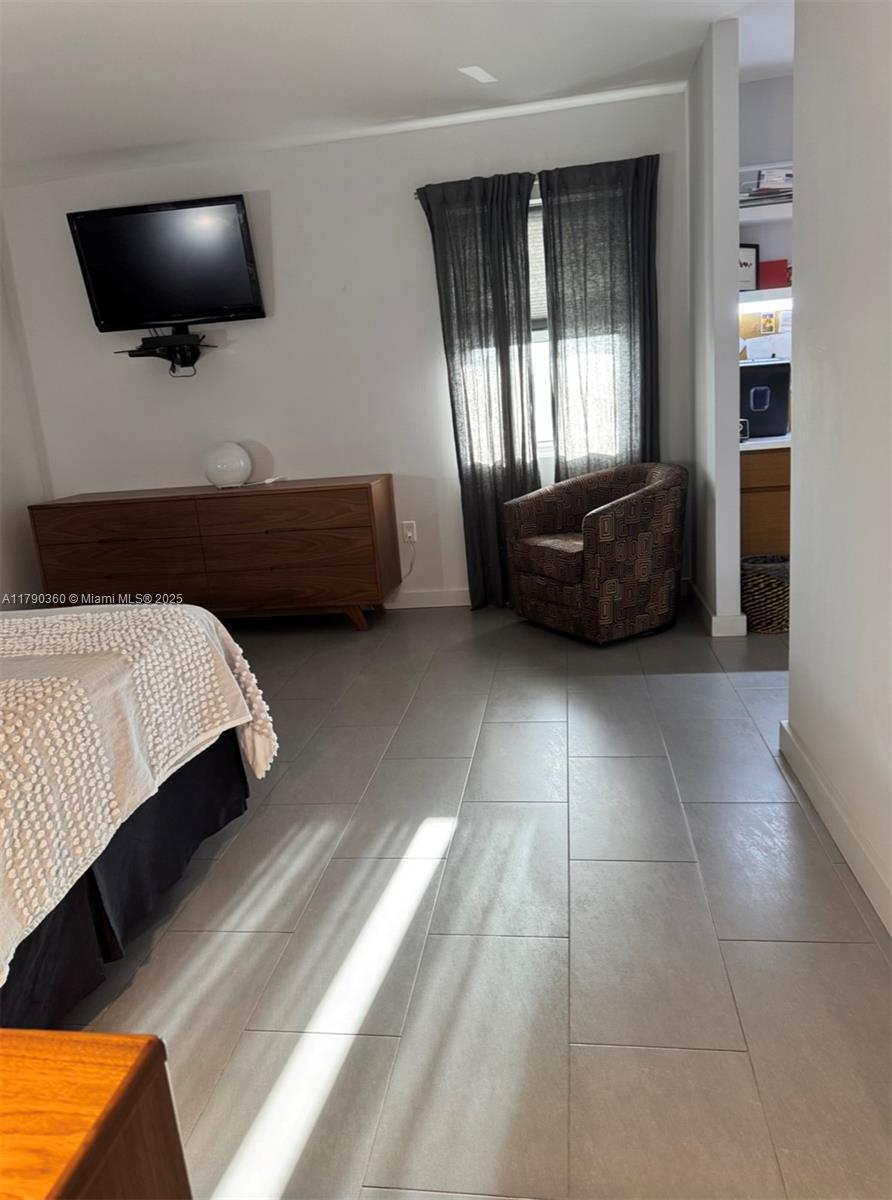 Eden Isles Condominium - Residential