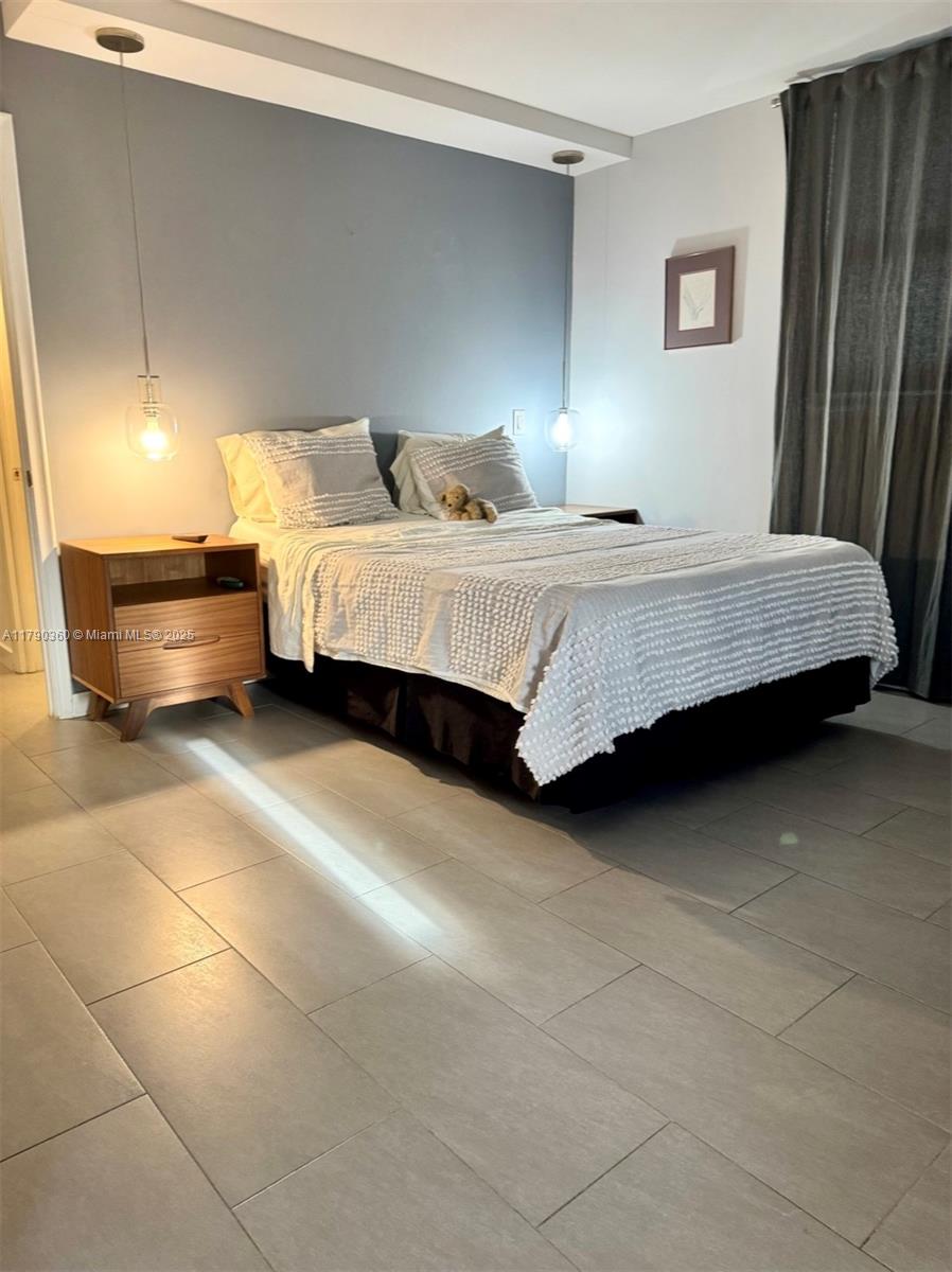 Eden Isles Condominium - Residential