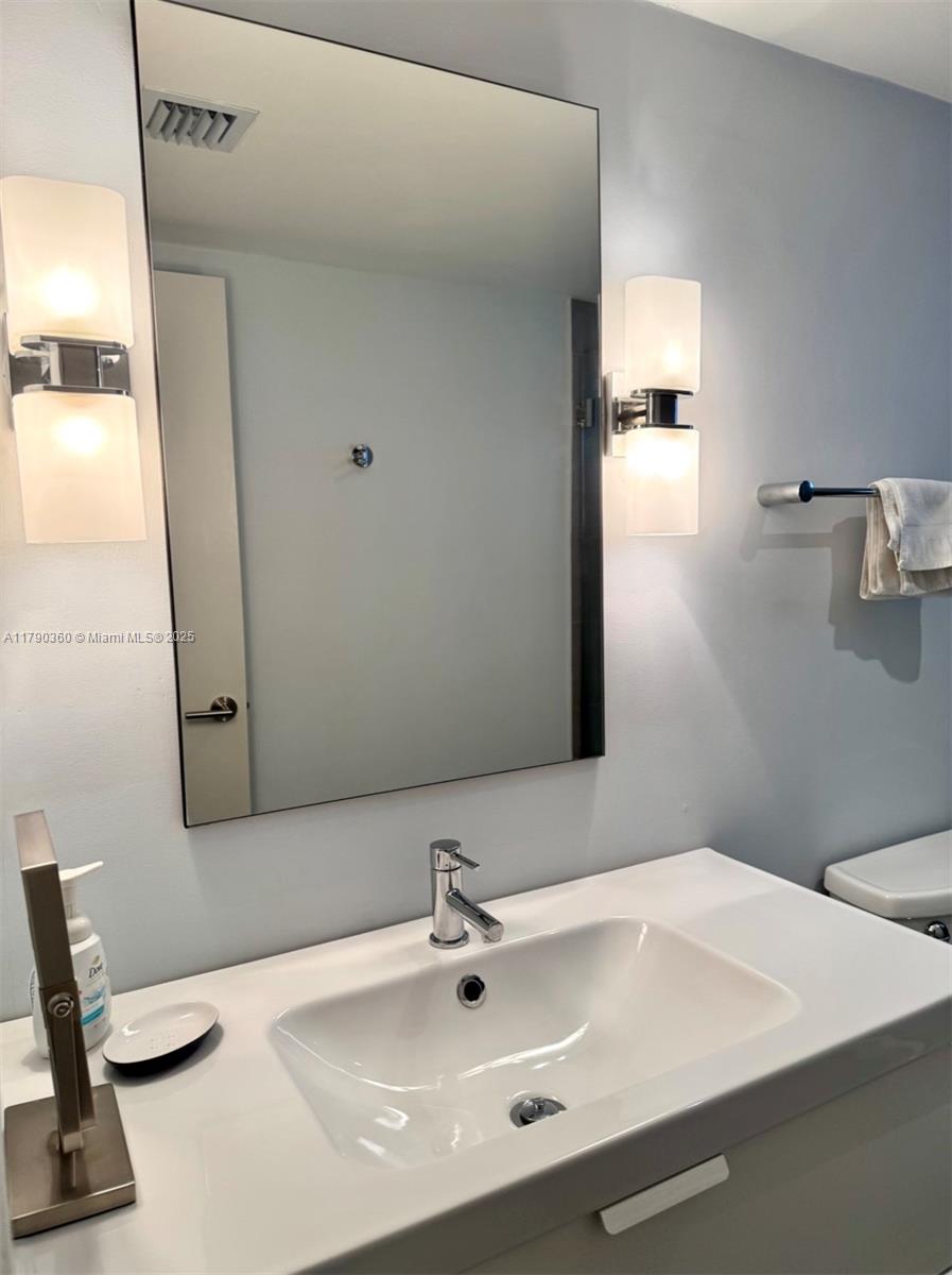 Eden Isles Condominium - Residential