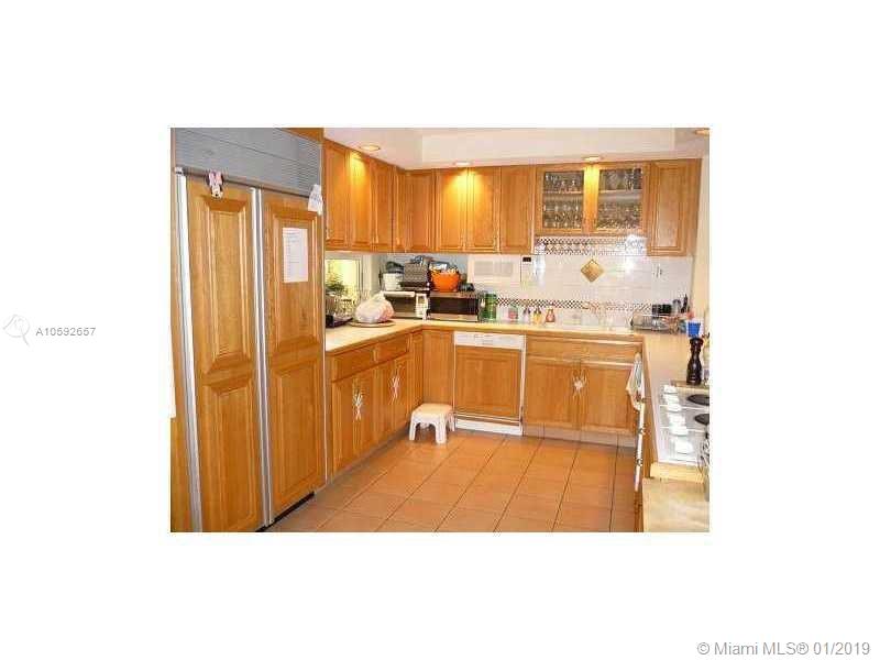 TROPICAL ISLE HOMES SUB 4 - Residential