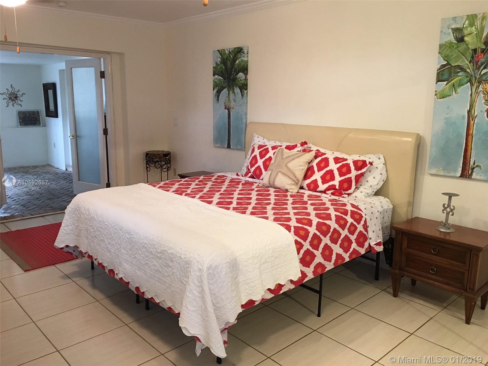 TROPICAL ISLE HOMES SUB 4 - Residential