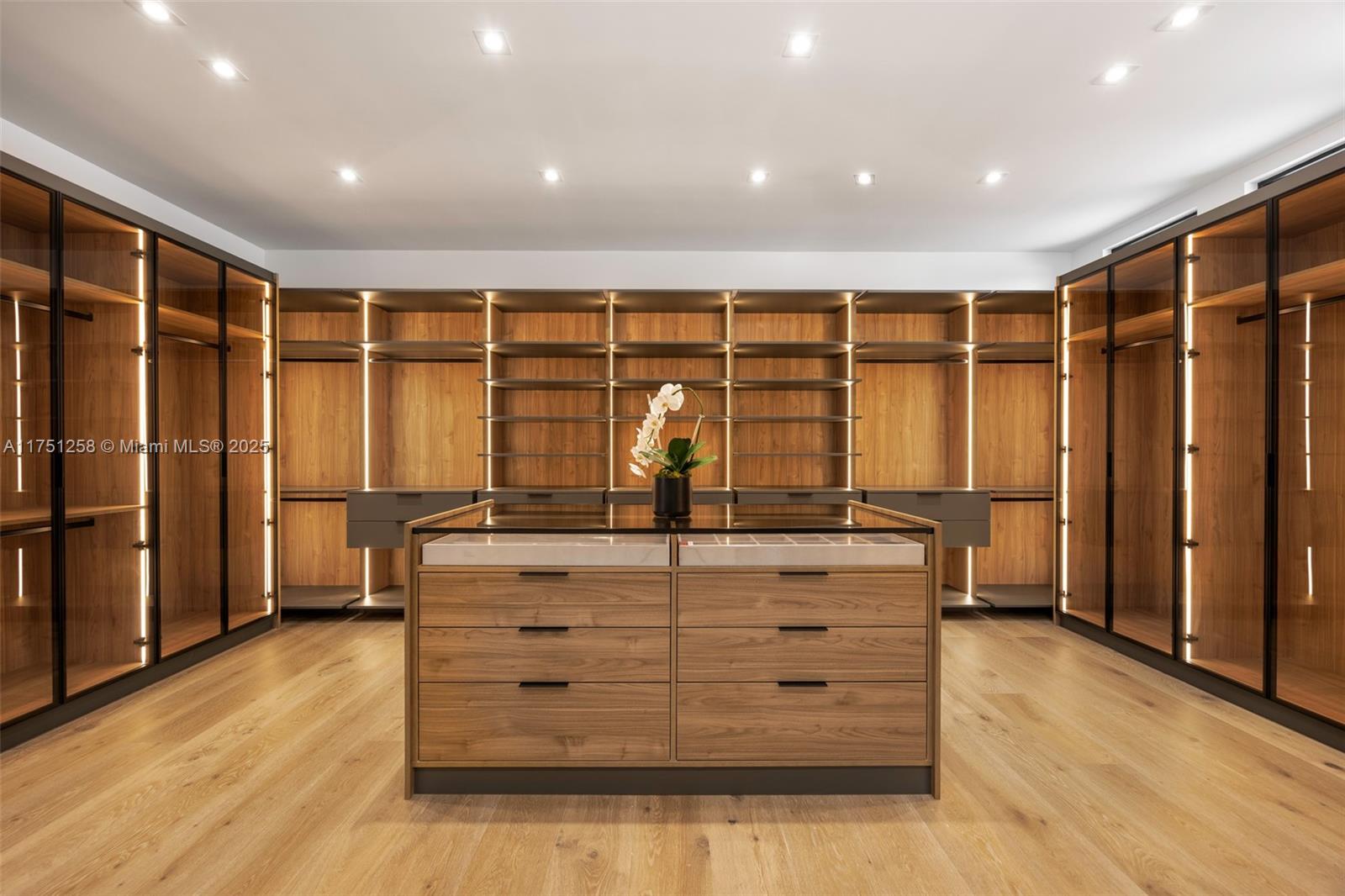 HIGH PINES REV PLAT OF 2N - Residential