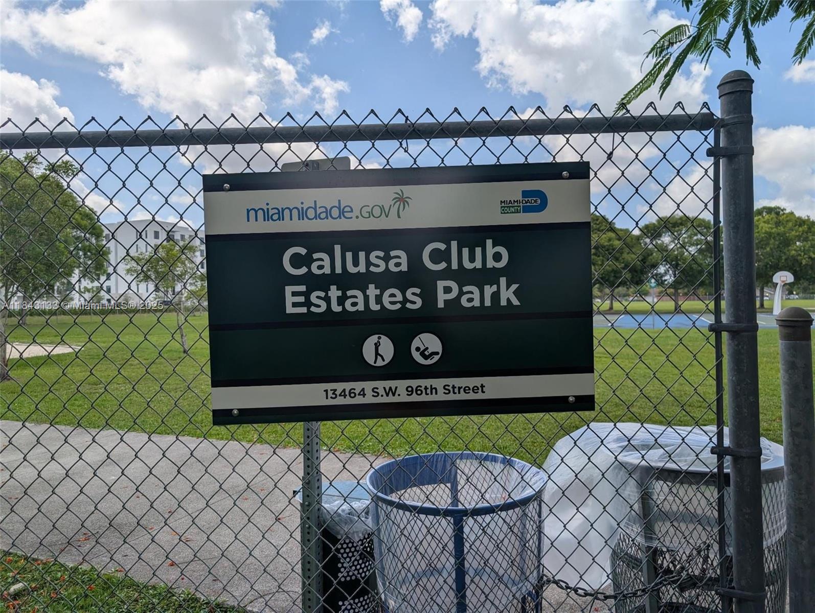 CALUSA CLUB ESTATES 5TH A - Residential