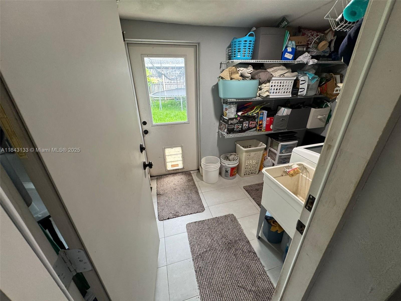 CALUSA CLUB ESTATES 5TH A - Residential