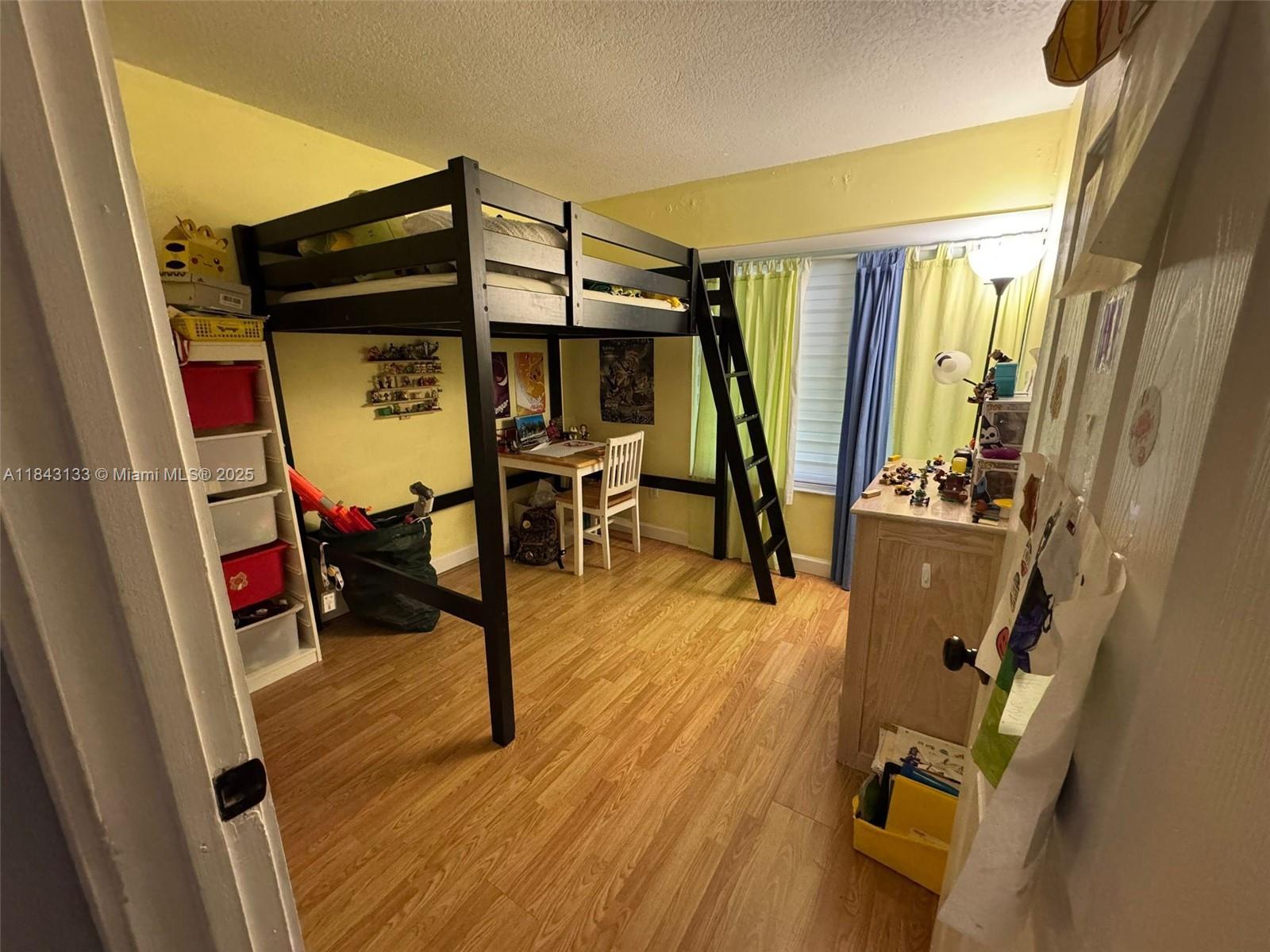 CALUSA CLUB ESTATES 5TH A - Residential