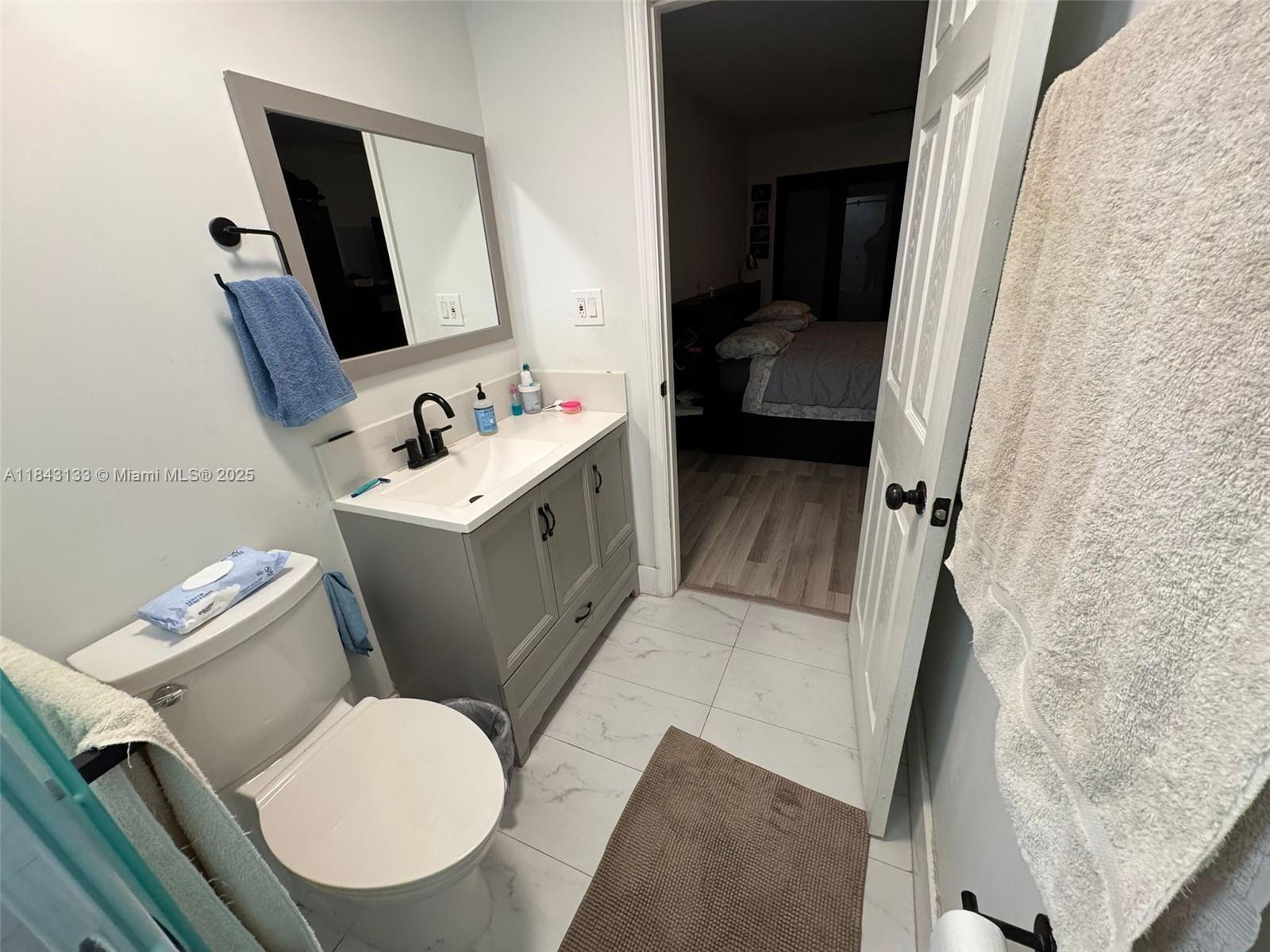 CALUSA CLUB ESTATES 5TH A - Residential