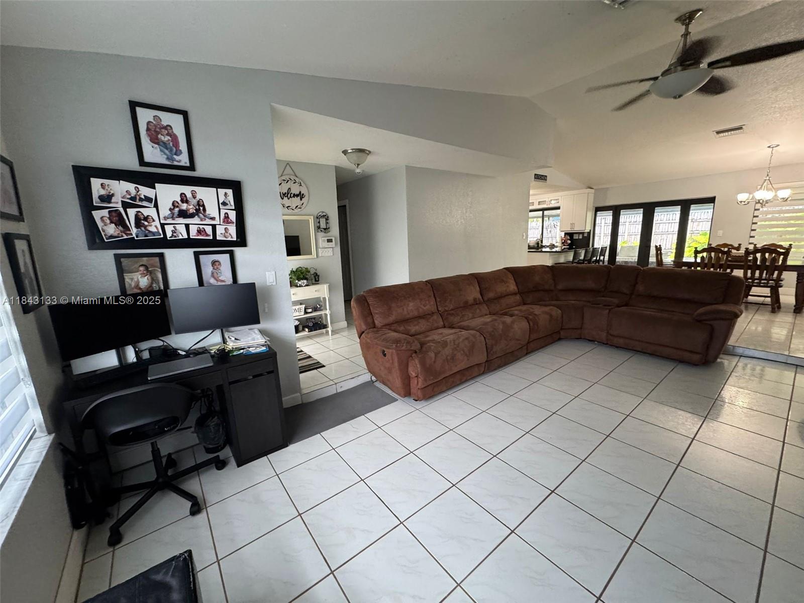 CALUSA CLUB ESTATES 5TH A - Residential