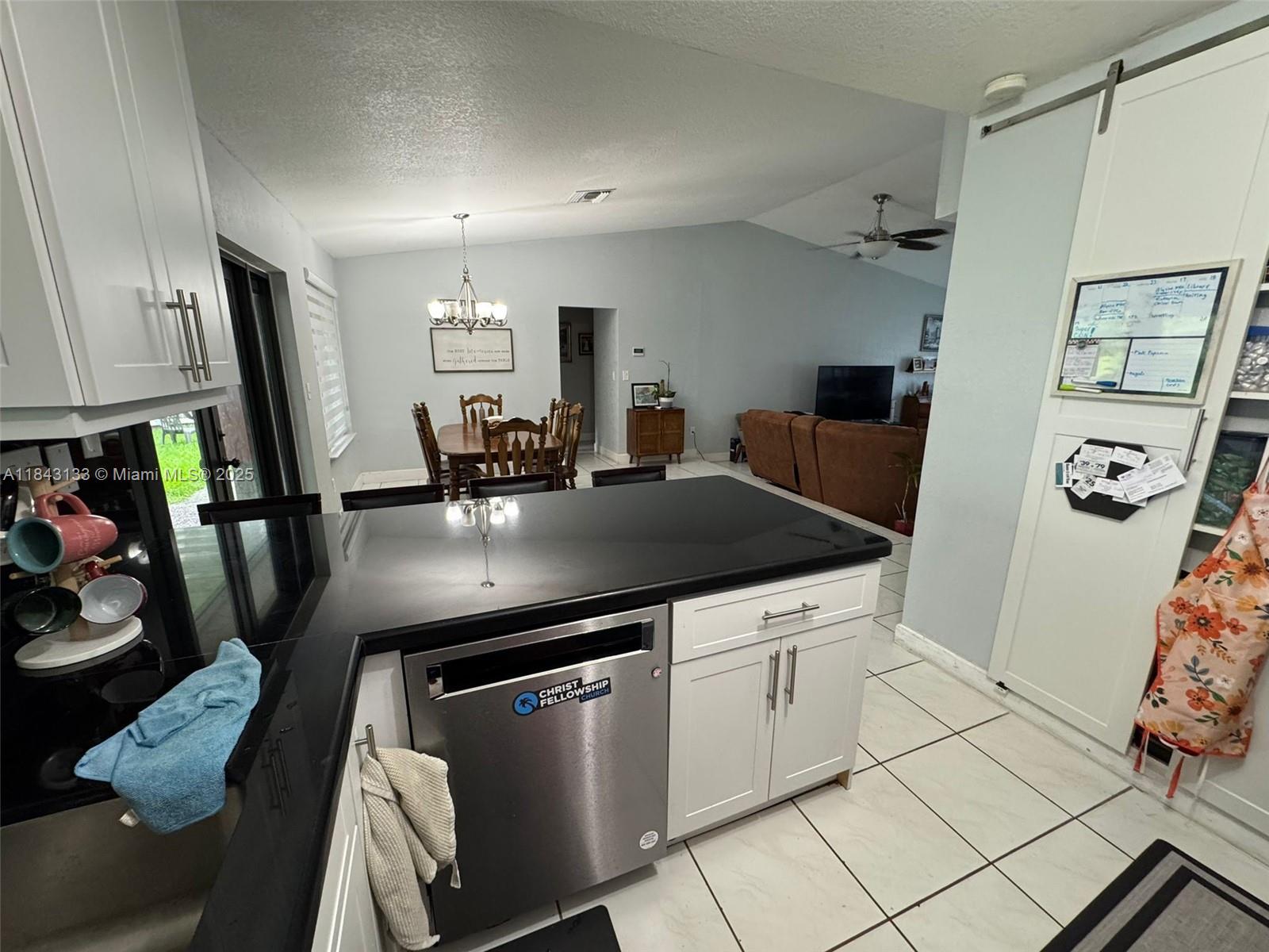 CALUSA CLUB ESTATES 5TH A - Residential