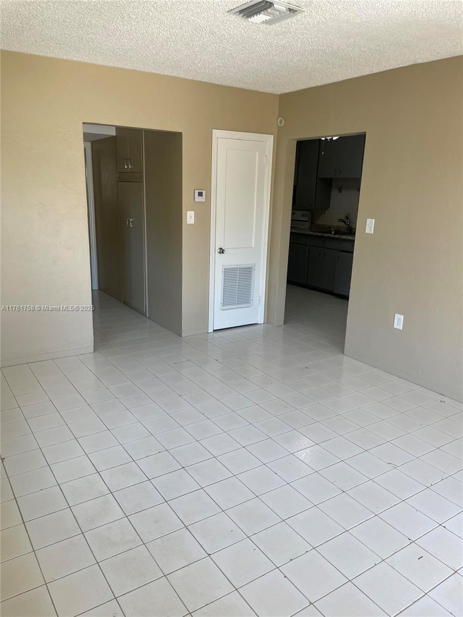 NORTH DANIA HEIGHTS - Residential Income