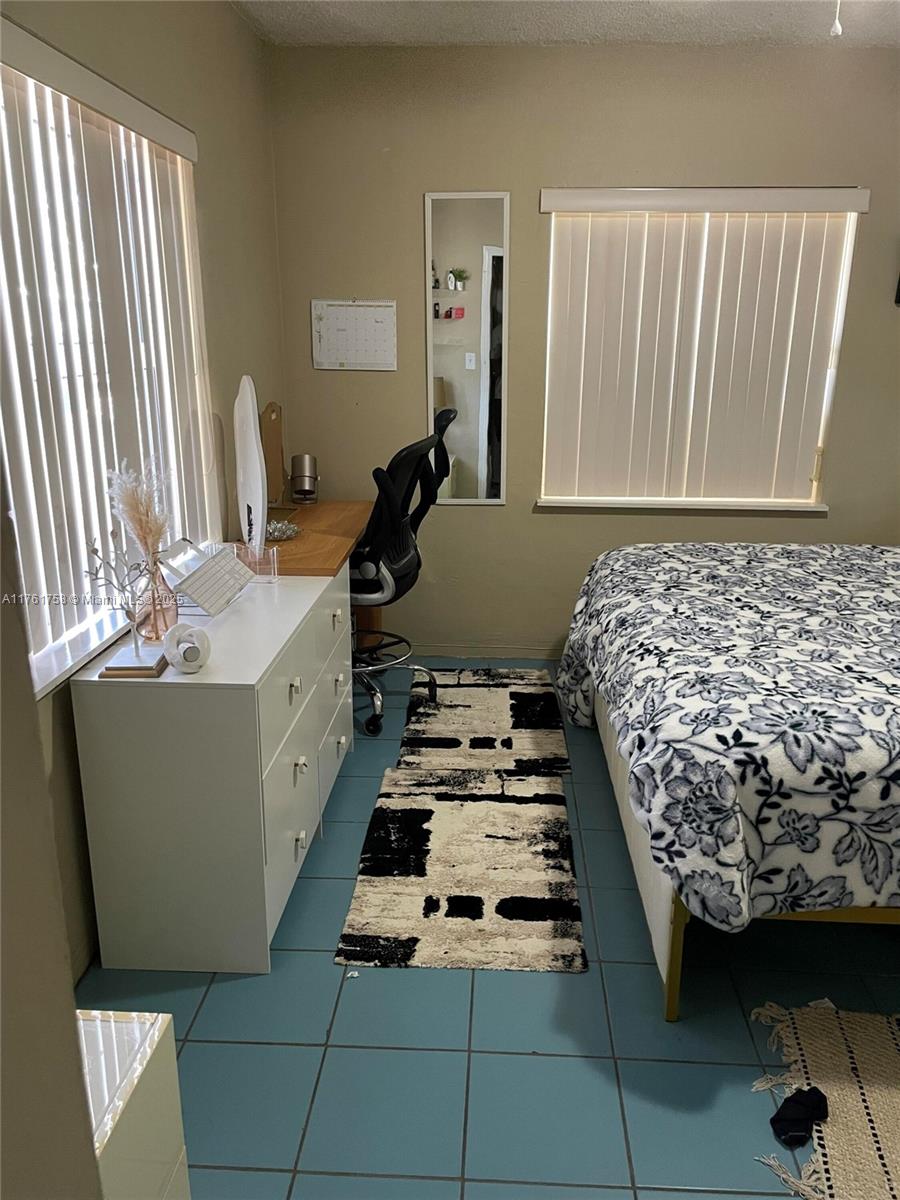 NORTH DANIA HEIGHTS - Residential Income