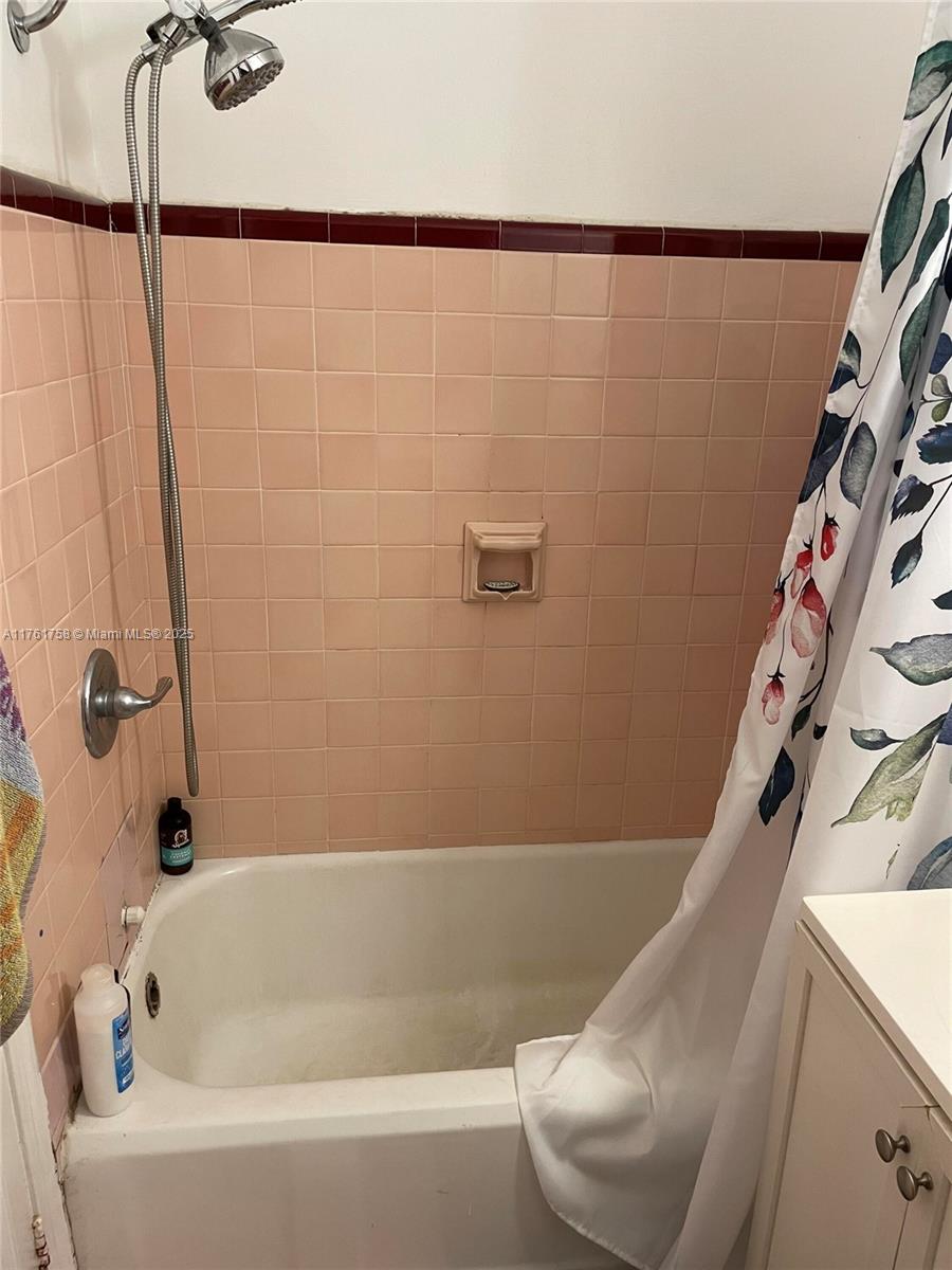 NORTH DANIA HEIGHTS - Residential Income