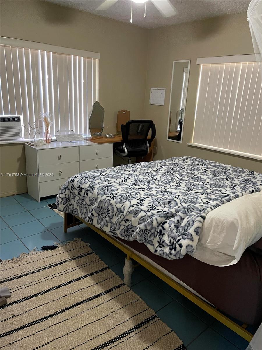 NORTH DANIA HEIGHTS - Residential Income