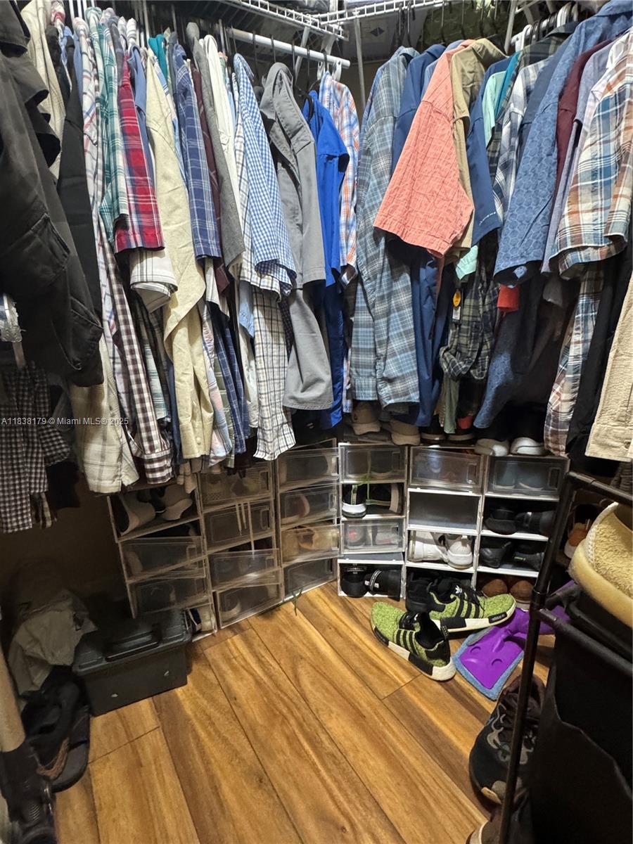 SILVER PALM EAST SEC THRE - Residential