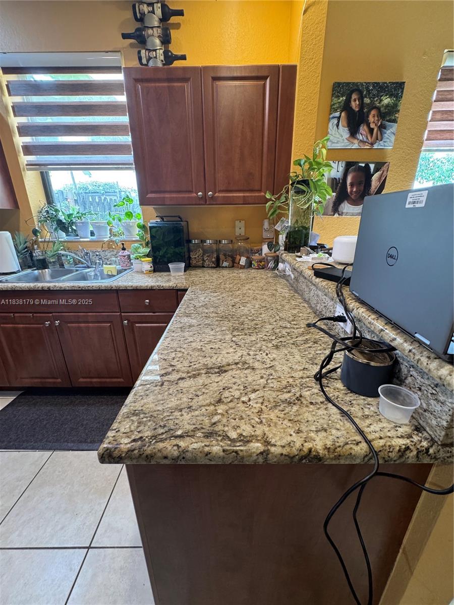 SILVER PALM EAST SEC THRE - Residential