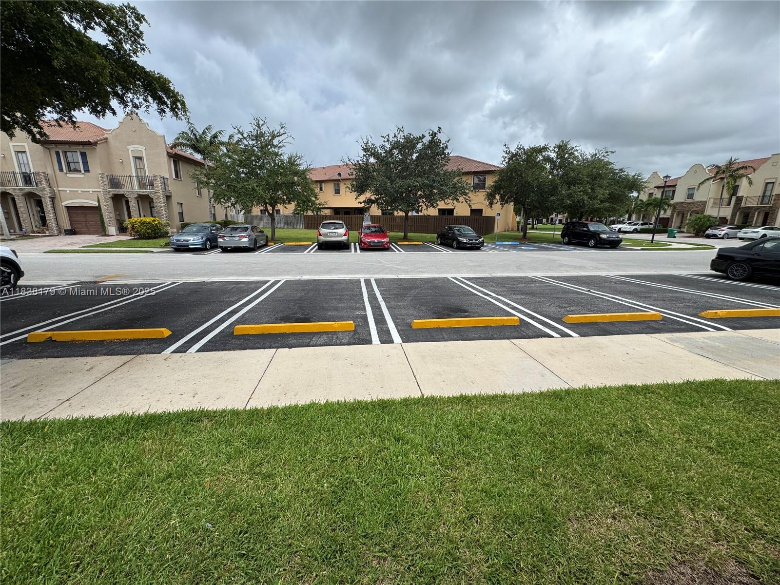 SILVER PALM EAST SEC THRE - Residential