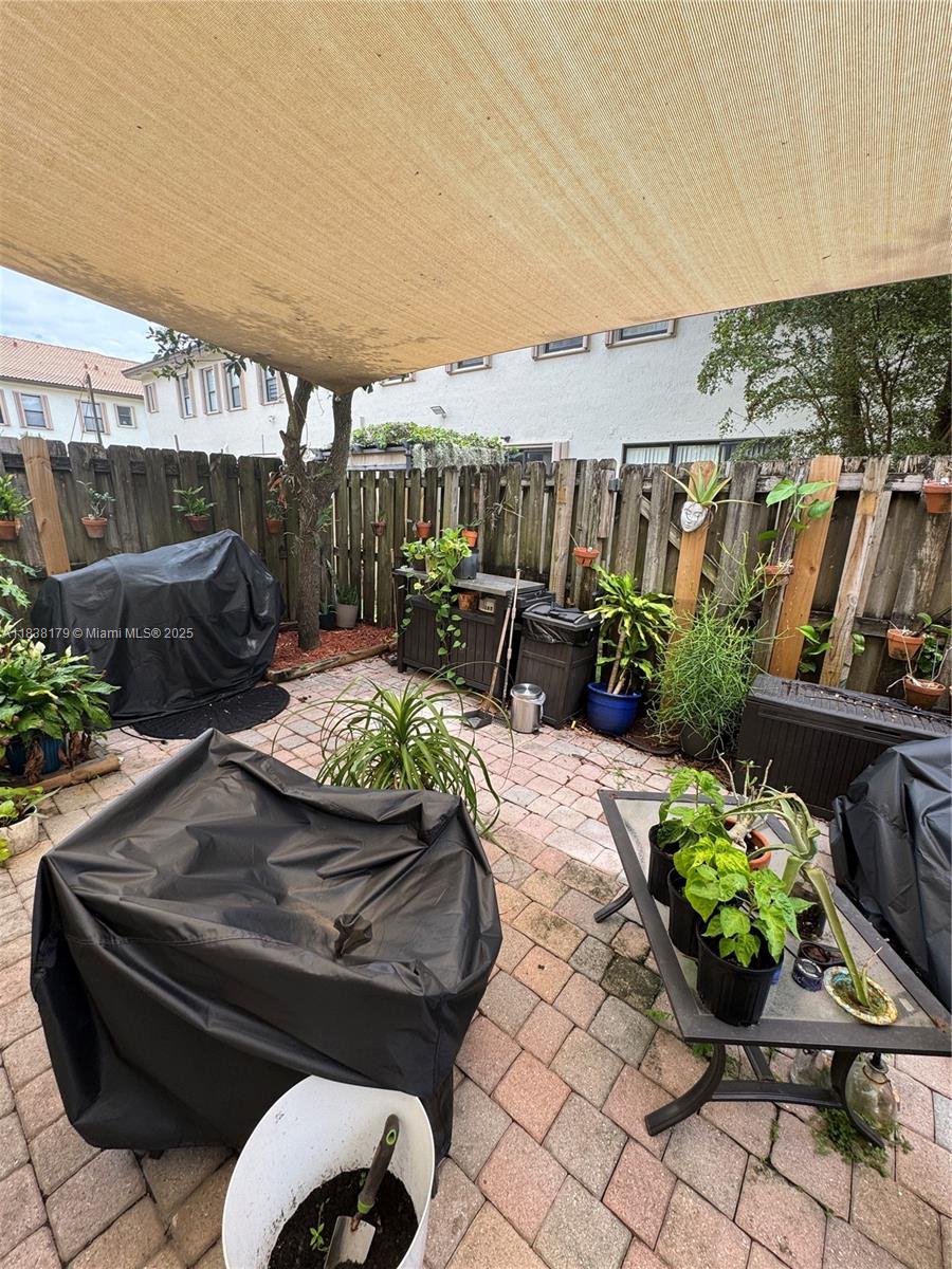 SILVER PALM EAST SEC THRE - Residential