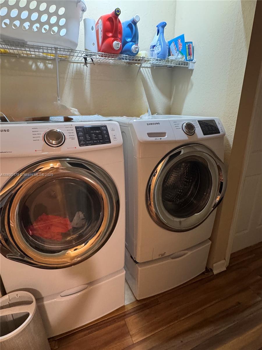 SILVER PALM EAST SEC THRE - Residential