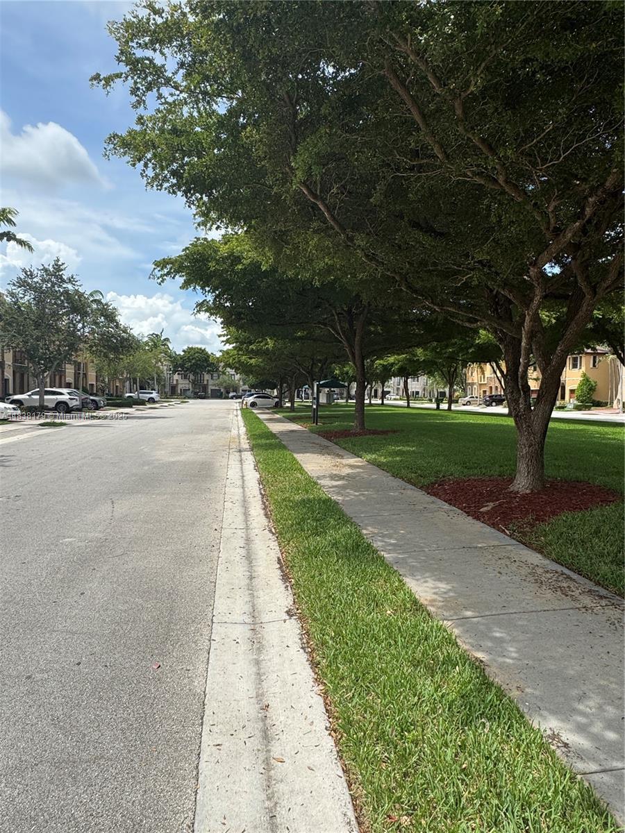 SILVER PALM EAST SEC THRE - Residential