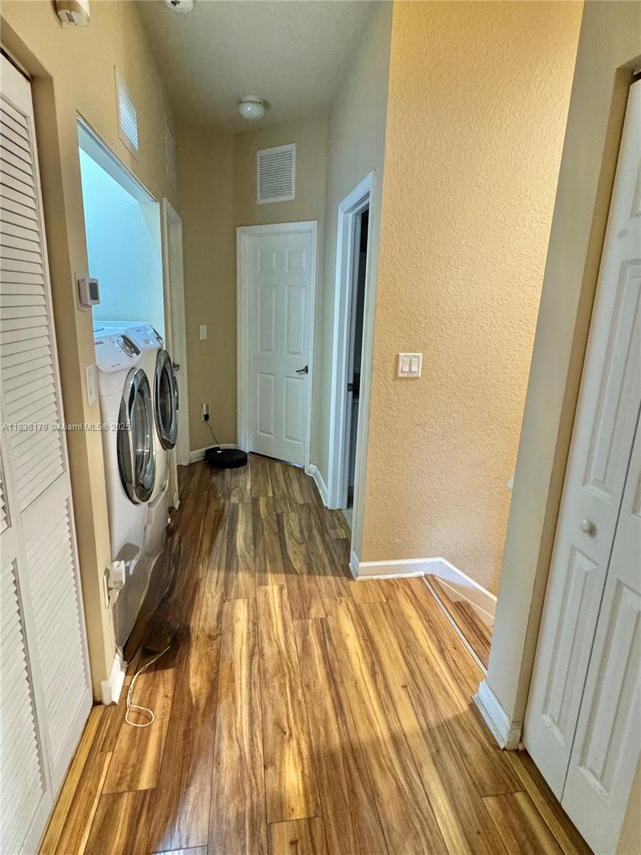 SILVER PALM EAST SEC THRE - Residential