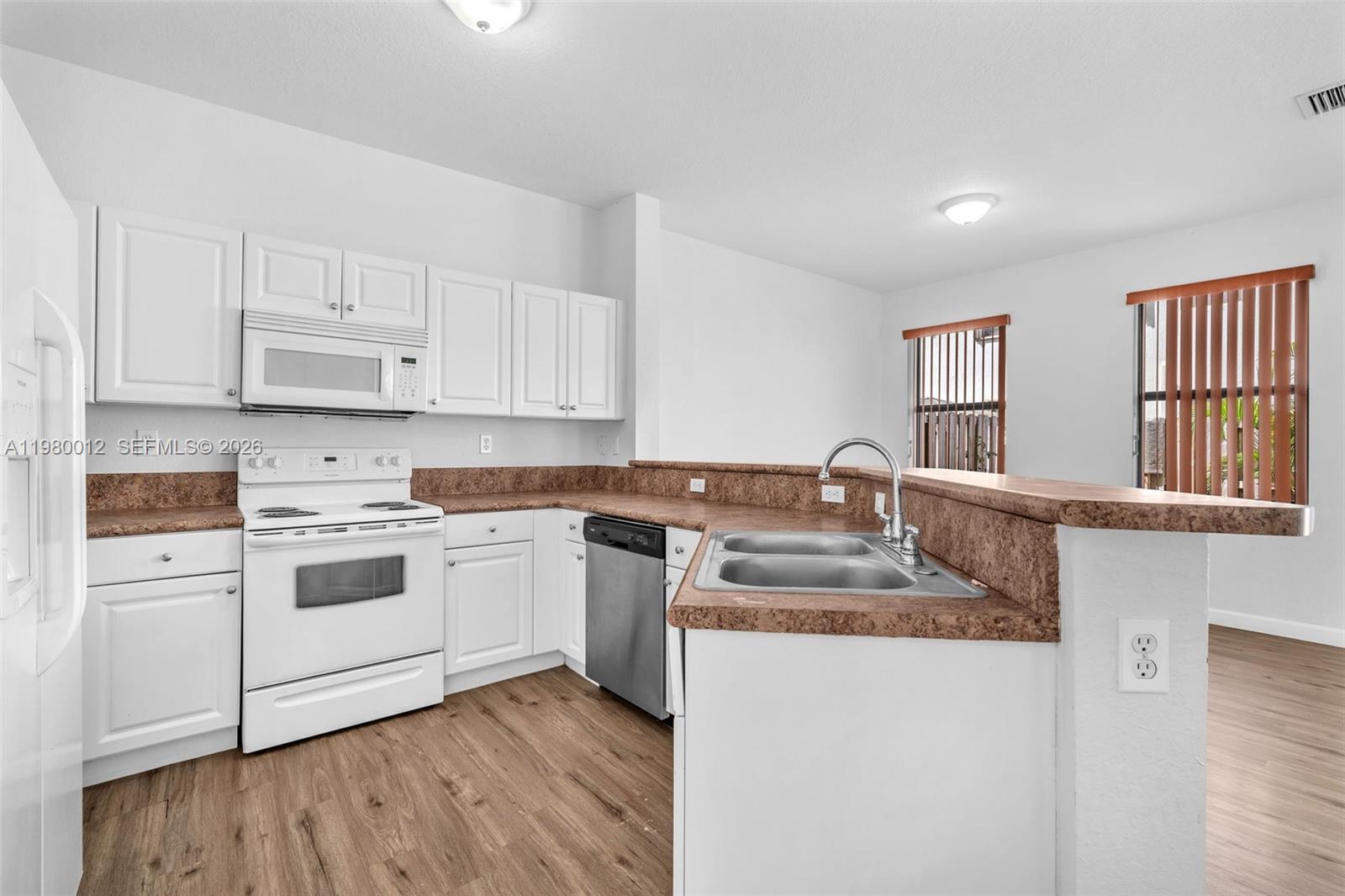 SILVER PALM EAST SECTION - Residential