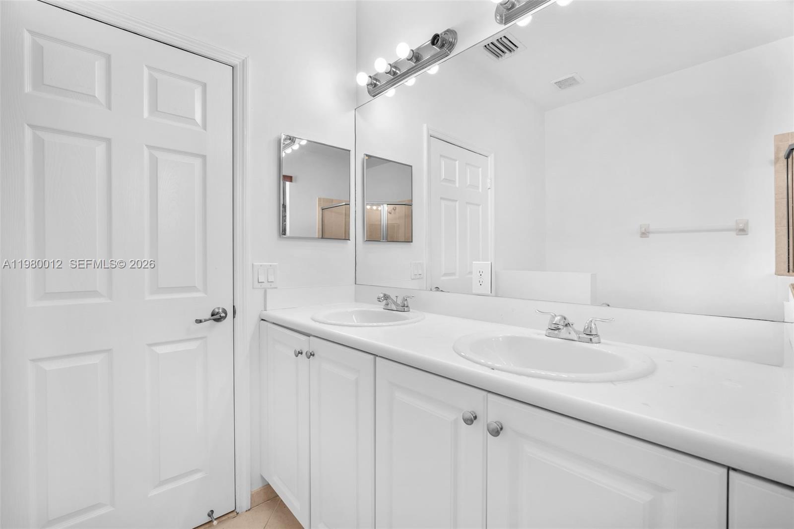 SILVER PALM EAST SECTION - Residential