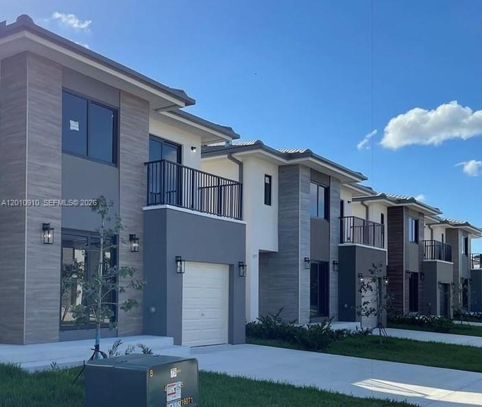 AURORA AT GRAND PALMS - Residential
