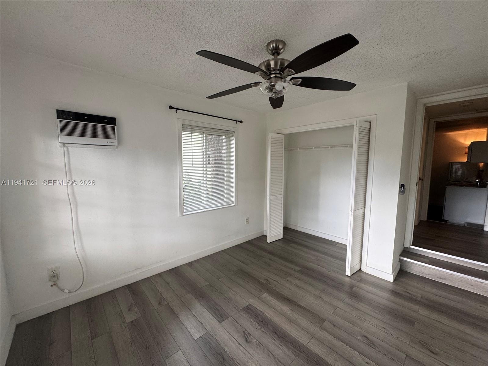 MIAMI HIGHLANDS SEC B - Residential