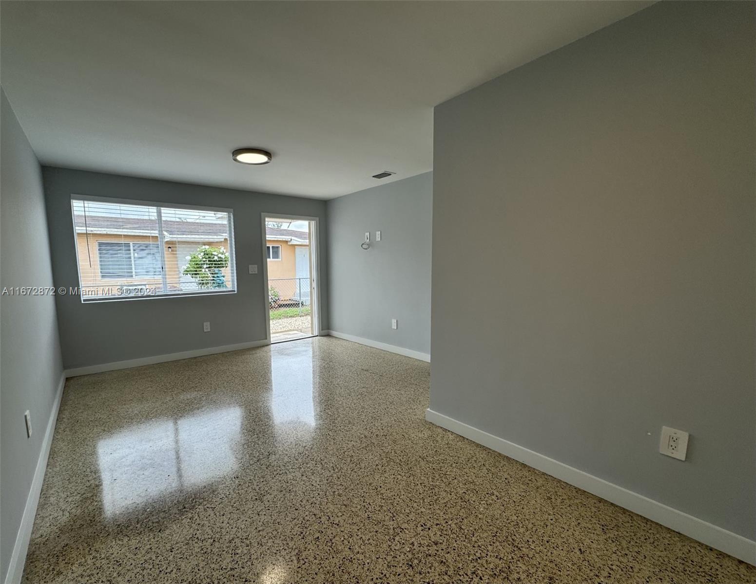 6TH ADDN TO HIALEAH - Residential Lease