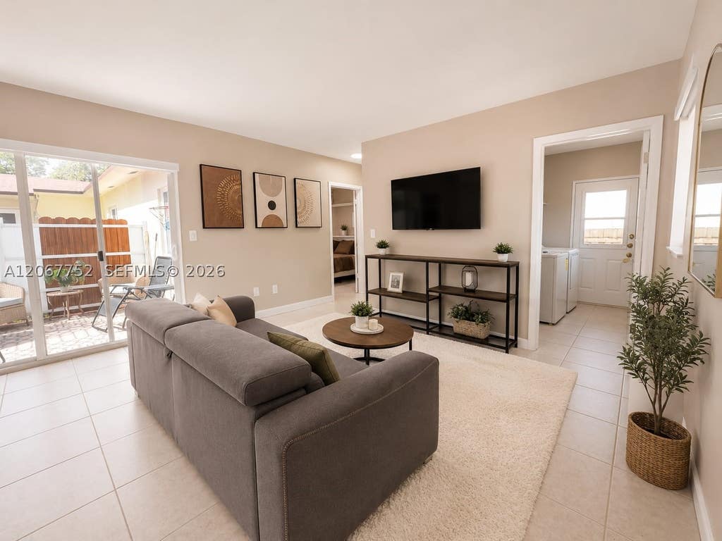 Photo of 31 SW 8th St #1, Hallandale Beach, FL 33009 (MLS # A12067752)