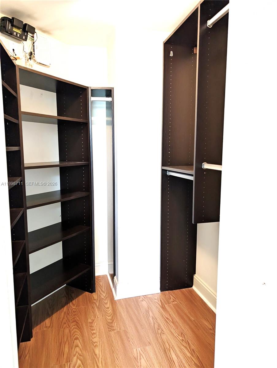 VERANDA CONDO - Residential