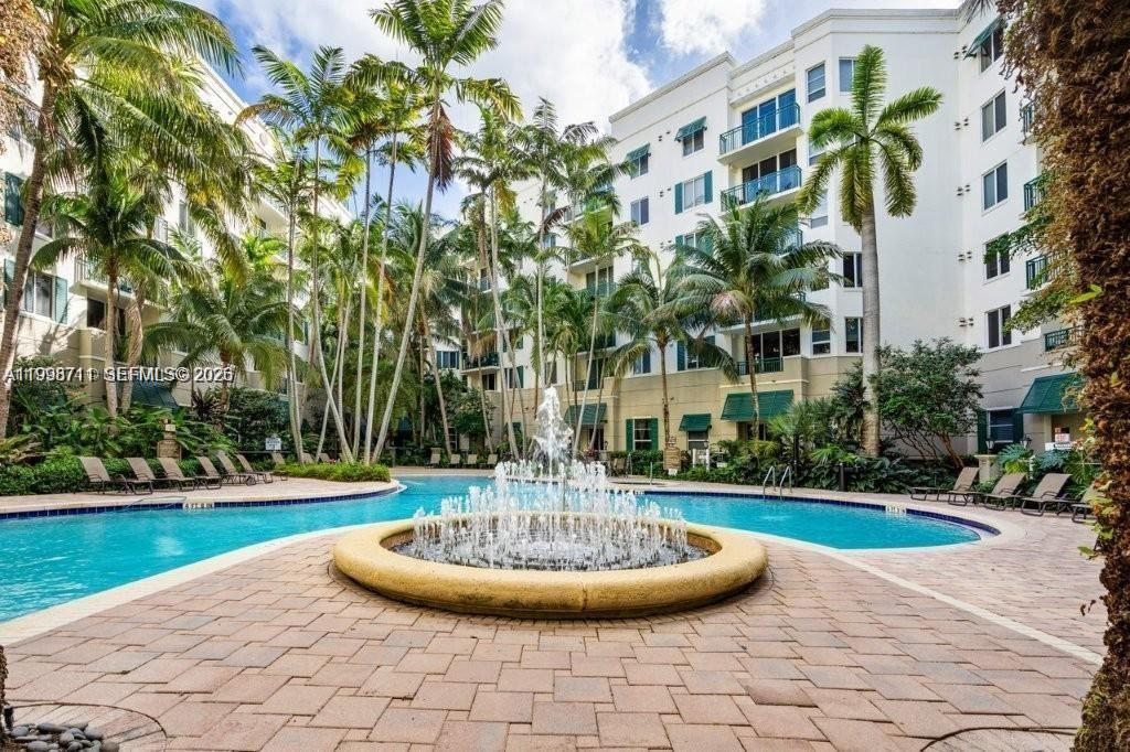 VERANDA CONDO - Residential