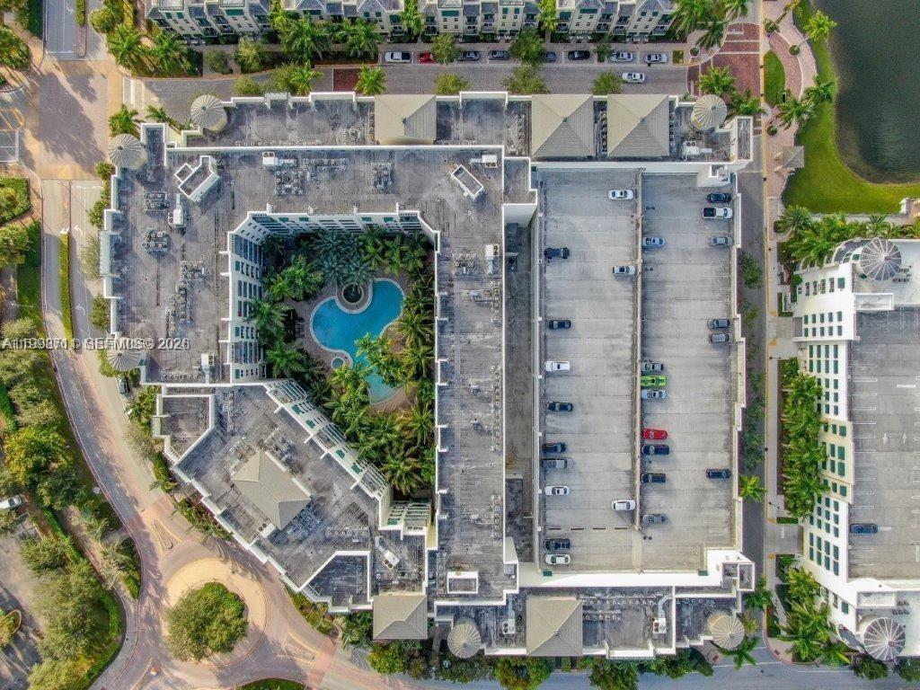 VERANDA CONDO - Residential