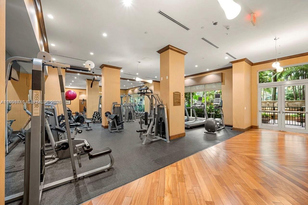 VERANDA CONDO - Residential